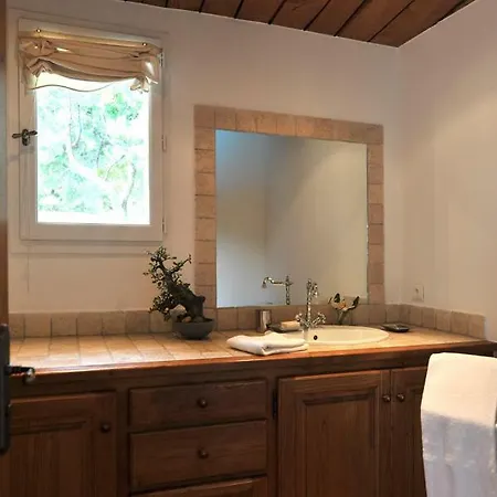 Ξενοδοχείο Domaine Brellinga - Tavara 4*