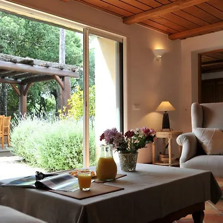 Domaine Brellinga - Tavara 4*