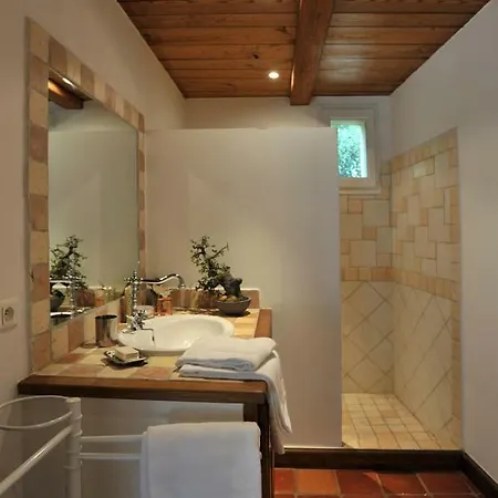 Szálloda Domaine Brellinga - Tavara 4*